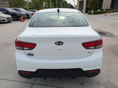 Used 2020 Kia Rio S FWD image 3