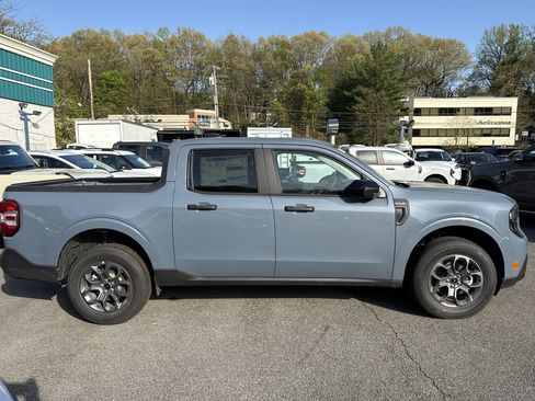 New 2025 Ford Maverick XLT w/ XLT Luxury Package AWD/4WD image 3