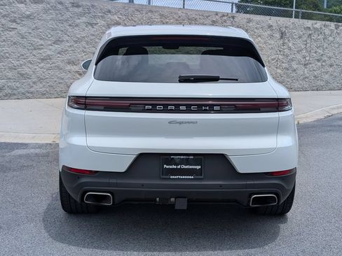 Certified 2026 Porsche Cayenne E-Hybrid AWD/4WD image 6