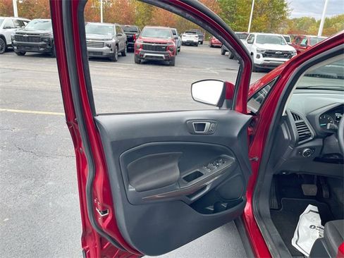 Used 2019 Ford EcoSport SE w/ SE Convenience Package image 22