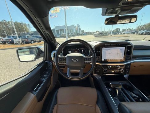 Used 2021 Ford F150 Lariat w/ Equipment Group 502A High image 13