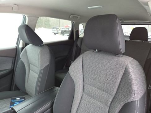 Used 2022 Nissan Rogue S image 17