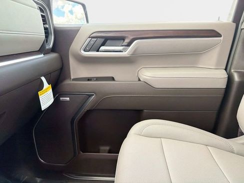 New 2026 GMC Sierra 1500 SLT w/ SLT Premium Plus Package image 22
