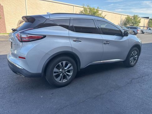 Used 2017 Nissan Murano SV AWD/4WD image 8