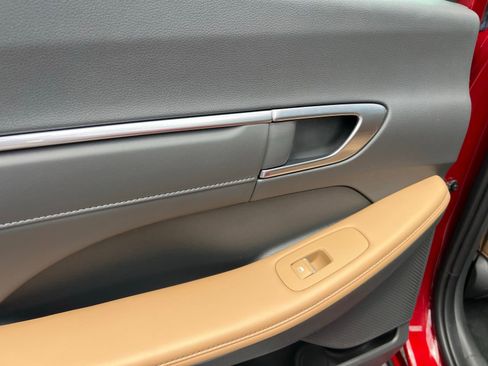 Used 2023 Hyundai Sonata Limited image 41