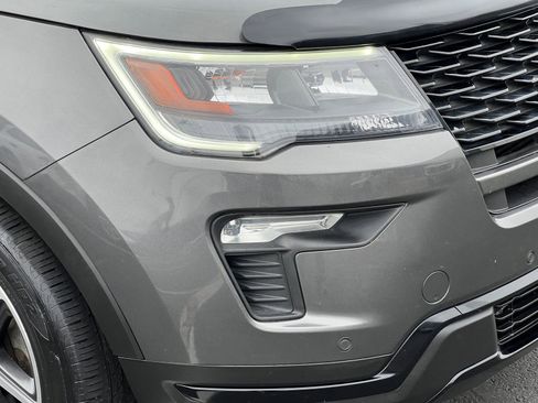 Used 2018 Ford Explorer Sport w/ Equipment Group 401A image 7