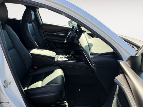 Certified 2023 MAZDA CX-30 AWD 2.5 S w/ Preferred Package image 19