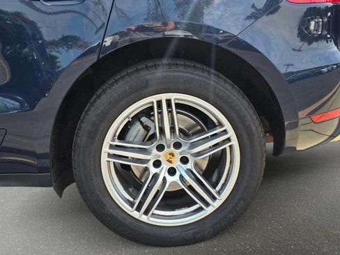 Used 2015 Porsche Macan S AWD/4WD image 38