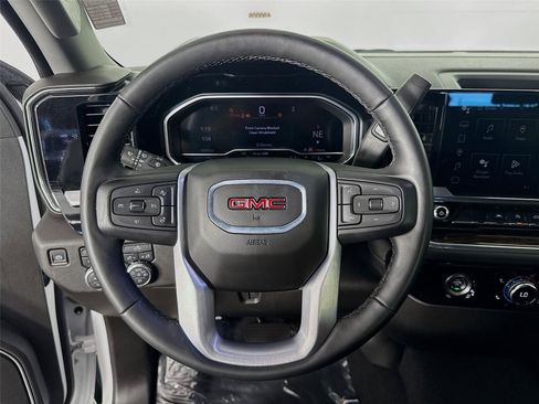 Certified 2024 GMC Sierra 1500 Elevation AWD/4WD image 12