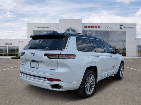 Certified 2022 Jeep Grand Cherokee L Summit w/ Advanced Protech Group IV AWD/4WD image 3