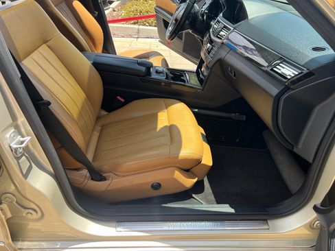 Used 2010 Mercedes-Benz E 350 Sedan image 35