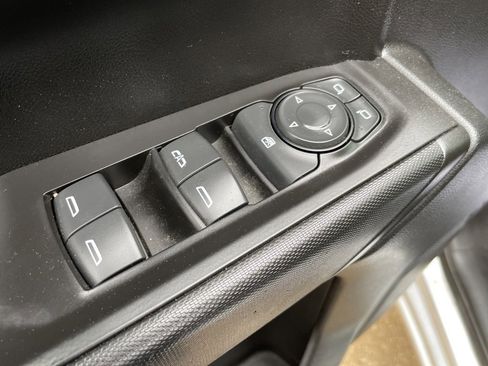 Used 2021 Chevrolet Silverado 1500 Custom Trail Boss w/ Safety Confidence Package image 4