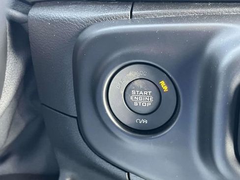 Used 2021 Jeep Wrangler Unlimited Sport image 31