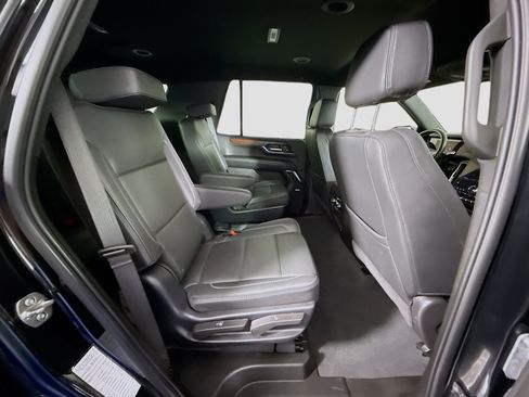 Used 2025 GMC Yukon Denali AWD/4WD image 37
