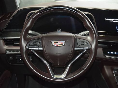 Used 2024 Cadillac Escalade Sport Platinum w/ LPO, Floor Liner Package AWD/4WD image 39