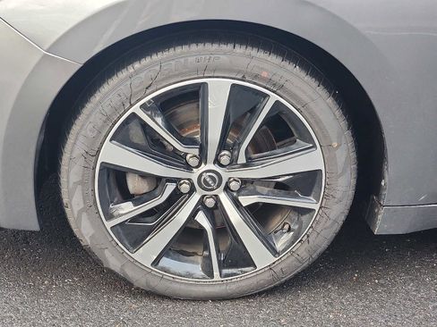 Used 2023 Nissan Maxima SV w/ Floor Mat Group image 8