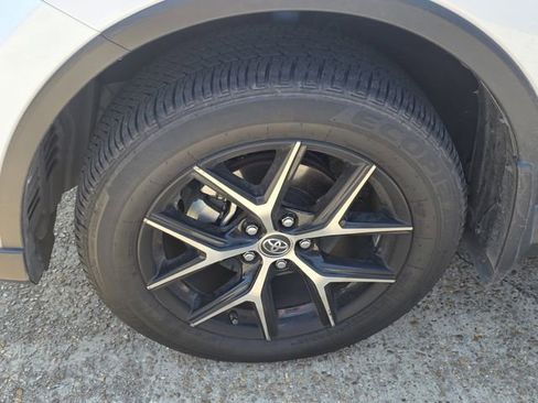 Used 2017 Toyota RAV4 SE w/ Power Special Value Package FWD image 20