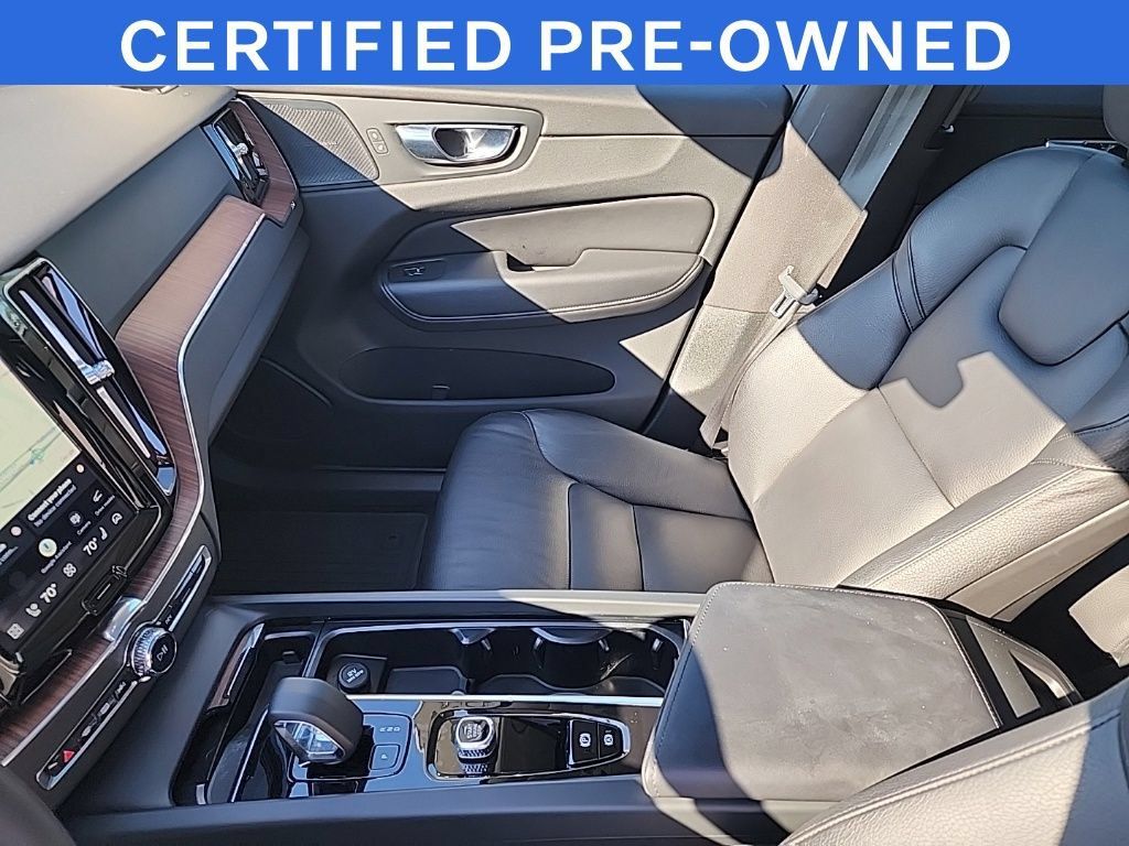 Certified 2023 Volvo XC60 B5 Plus w/ Protection Package Premier AWD/4WD image 12