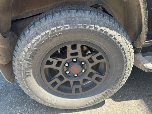 Used 2016 Toyota 4Runner SR5 Premium AWD/4WD image 11