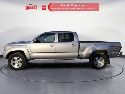 Used 2015 Toyota Tacoma 4x4 Double Cab image 2