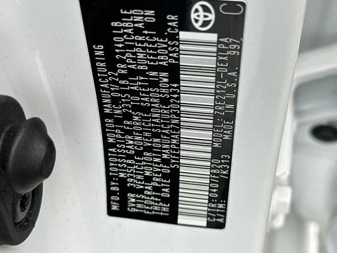 Used 2022 Toyota Corolla LE image 26