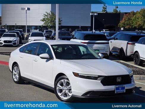 New 2025 Honda Accord LX image 1