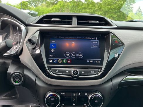 Used 2021 Chevrolet TrailBlazer LT w/ Convenience Package FWD image 21
