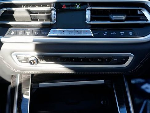 Used 2020 BMW X7 M50i w/ Dynamic Handling Package image 54