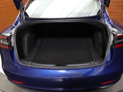 Used 2023 Tesla Model 3 Standard Range RWD image 46