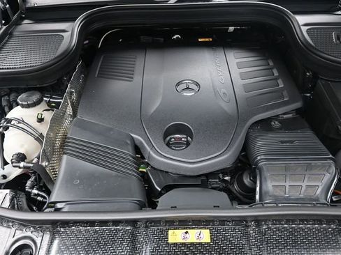 Used 2025 Mercedes-Benz GLS 450 GLS 450 image 32
