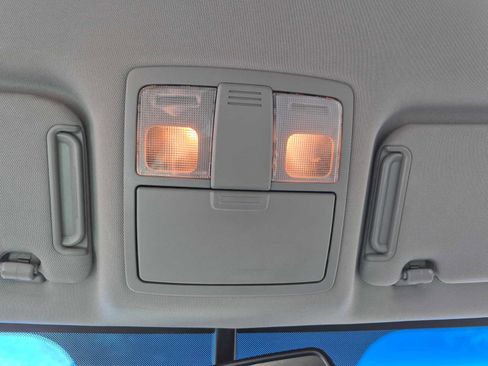 Used 2013 Kia Sorento LX w/ Convenience Pkg image 24