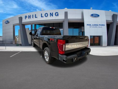 Used 2021 Ford F250 Platinum w/ FX4 Off-Road Package AWD/4WD image 4