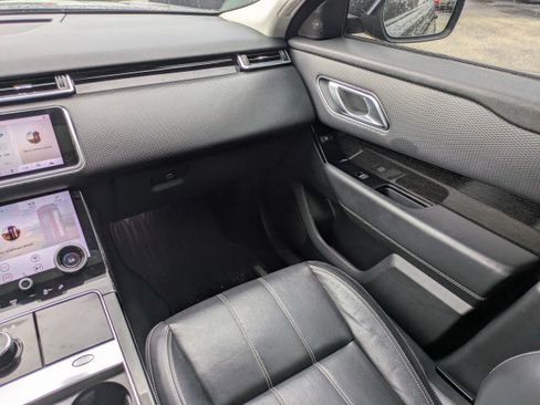 Used 2018 Land Rover Range Rover Velar S AWD/4WD image 16