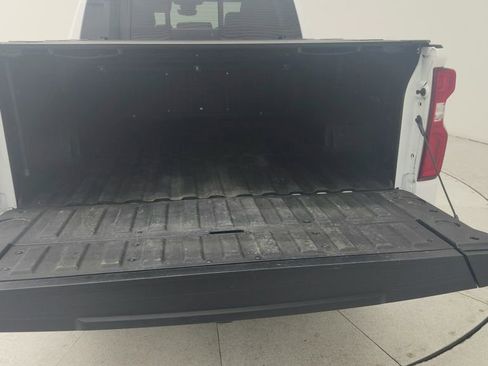 Certified 2025 Chevrolet Silverado 1500 ZR2 w/ Technology Package image 36