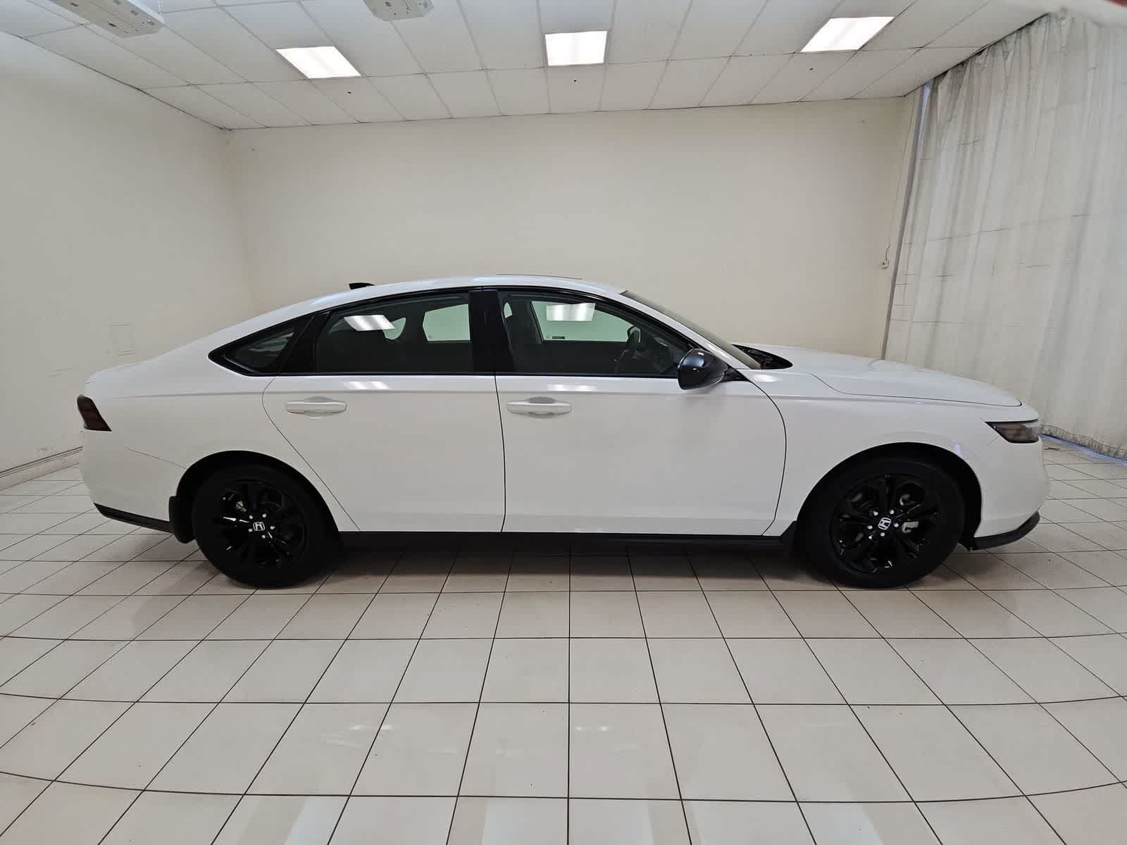 Certified 2025 Honda Accord SE image 26