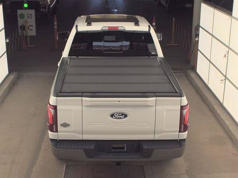 Used 2025 Ford F150 King Ranch w/ FX4 Off-Road Package AWD/4WD image 5