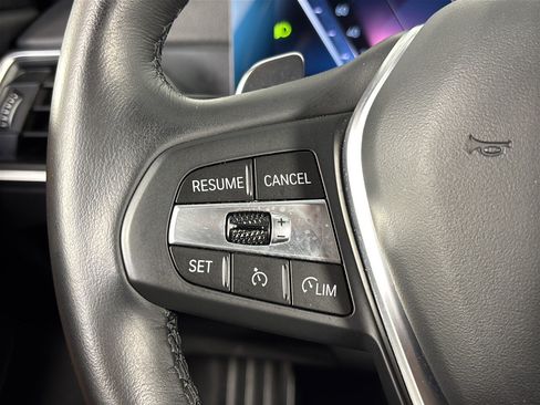Used 2024 BMW 230i Coupe w/ Convenience Package RWD image 18