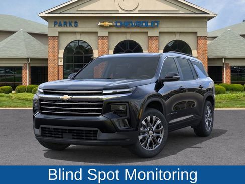 New 2026 Chevrolet Traverse LT w/ Sun and Wheel Package image 7