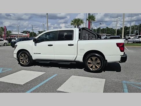 Used 2024 Nissan Titan SV w/ SV Bronze Edition Package RWD image 29