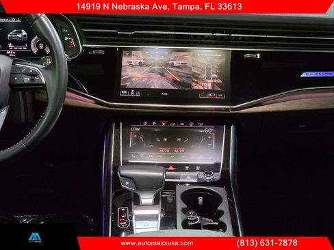 Used 2019 Audi Q8 Prestige AWD/4WD image 25