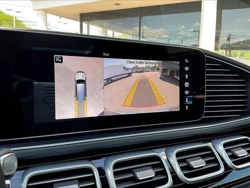 Certified 2021 Mercedes-Benz Maybach GLS 600 4MATIC image 16