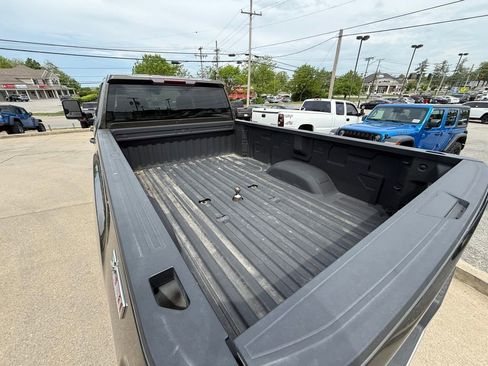 Used 2023 GMC Sierra 3500 Pro w/ Gooseneck/5TH Wheel Package AWD/4WD image 8