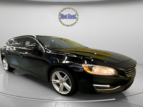 Used 2016 Volvo V60 T5 Premier AWD/4WD image 7