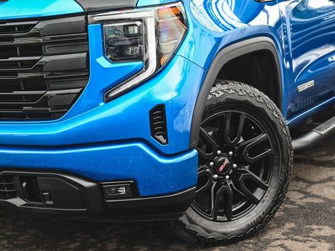 Used 2024 GMC Sierra 1500 Elevation image 30