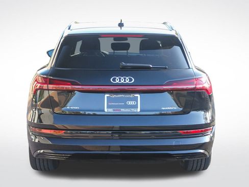 Certified 2022 Audi e-tron Premium w/ Convenience Plus Package image 9