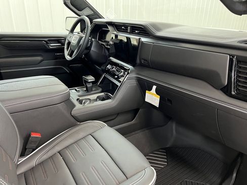 Used 2024 GMC Sierra 1500 AT4X w/ AT4X AEV Edition image 32