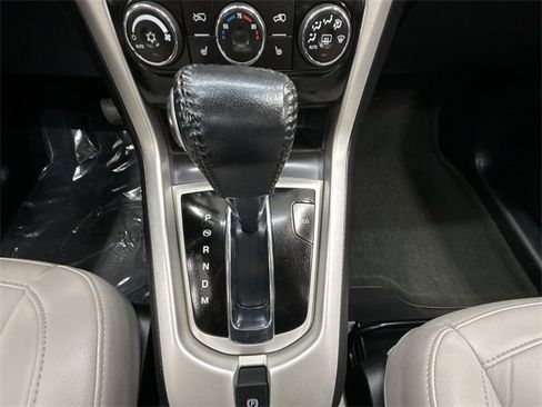Used 2014 Chevrolet Captiva Sport LTZ image 19