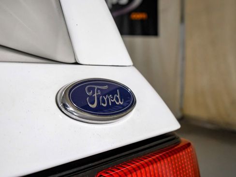 Used 1993 Ford Mustang GT image 42