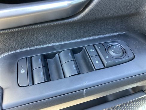 Certified 2026 Toyota Tacoma TRD Off-Road image 15