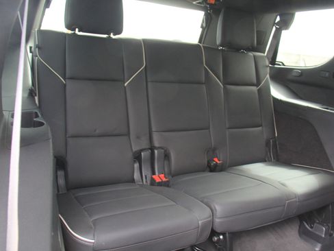 Used 2024 Cadillac Escalade Premium Luxury w/ Performance Package image 37